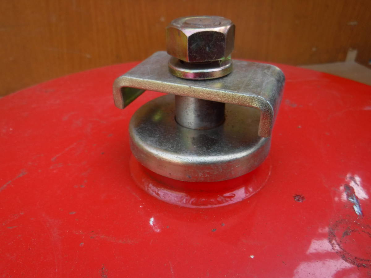 トラクター 尾輪