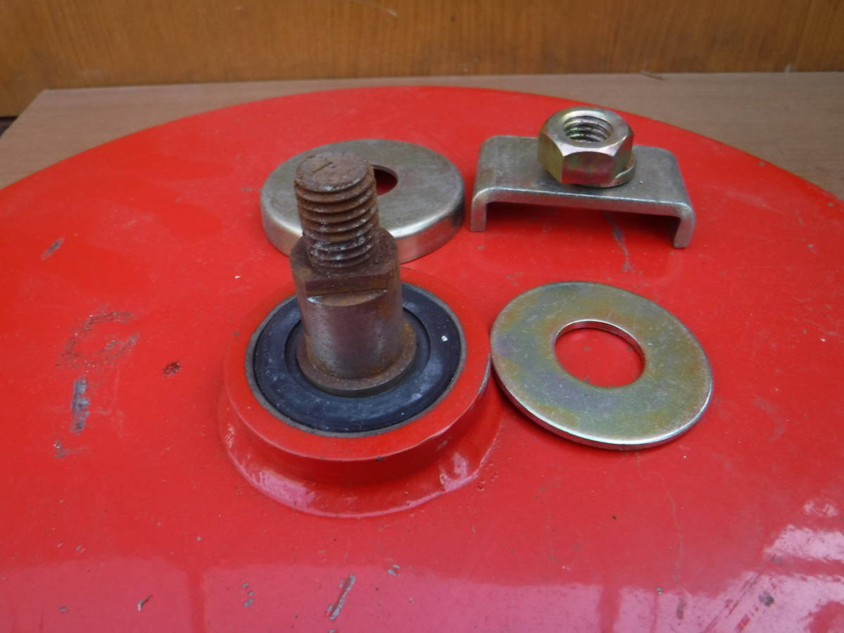 トラクター 尾輪