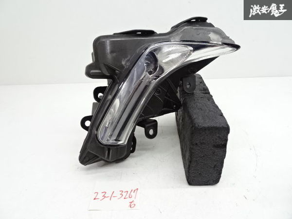 レクサス 純正 USF40 LS 後期 LED フォグライト フォグランプ 右側 右