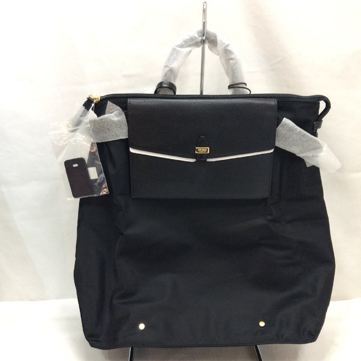 未使用　TUMI ウィークエンド フォルダブル バックパック 折り畳みリュック 未使用☆TUMI トゥミ レディース ウィークエンド フォルダブル バック