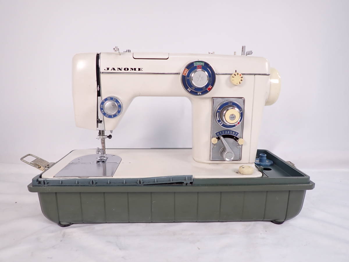 ☆JANOME ジャノメ ミシン 801 ケース ペダル付き 現状品 【公式通販】