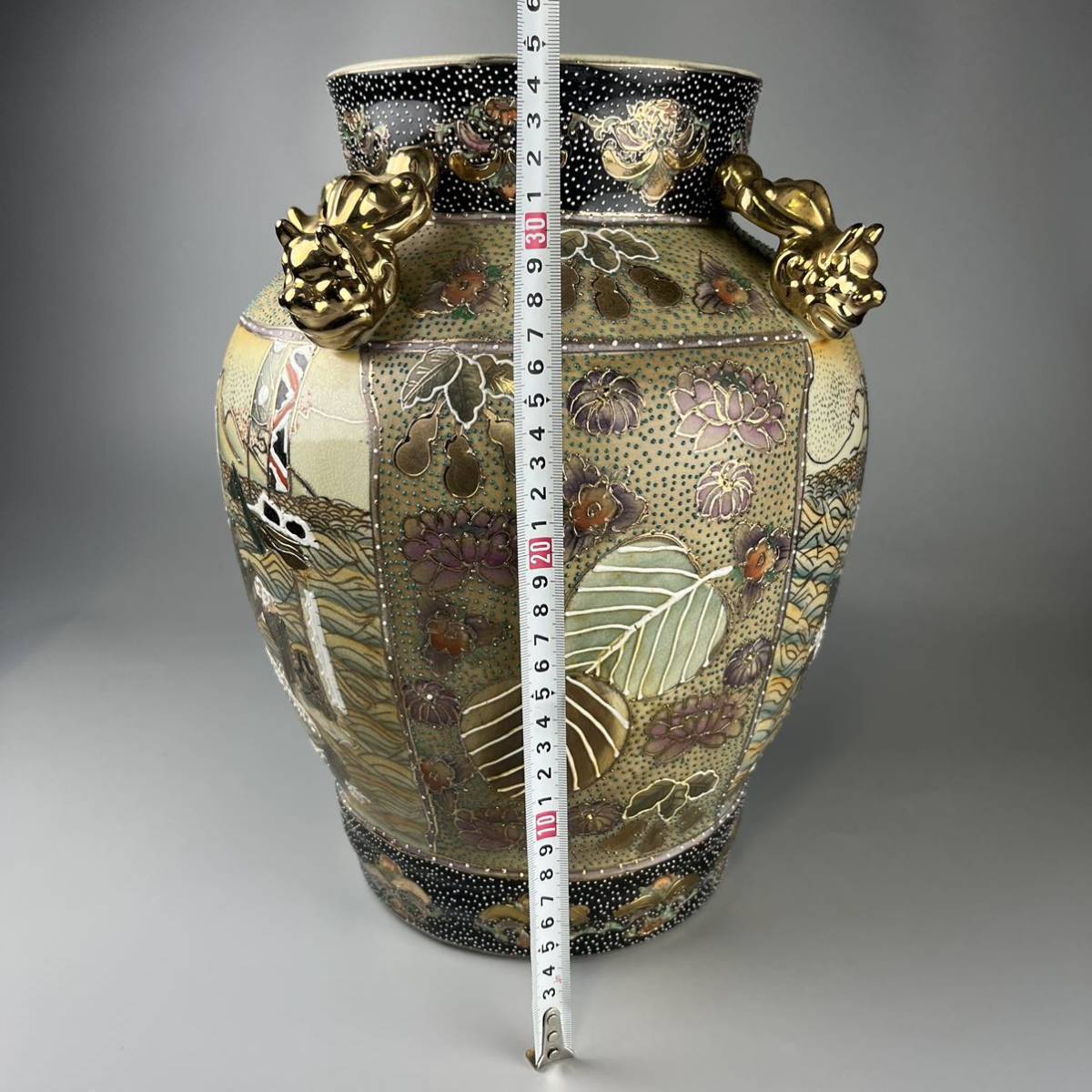大型花瓶　中国製　日本の風景　-SO 日本美術 薩摩焼 古薩摩 金彩 染錦 色絵 花瓶 陶器 陶磁器 大壺 花器