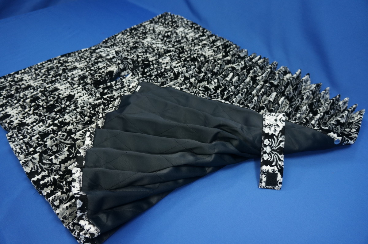 新格子 仮眠カーテン セット 2400×800　ブラック裏地付き　ブラック 新格子 仮眠カーテン 2400×800ｍｍ 2400×800 新品新格子 レッド&frasl;ブラック裏地付き