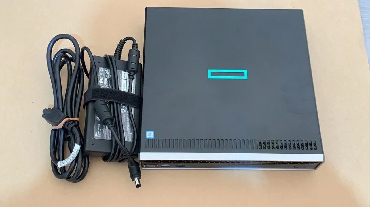 ジャンク現状BIOS起動済HP ProLiant Thin Micro TM200 Xeon D-1518 8GB×1 HDD無し ACアダプター付き T2301232