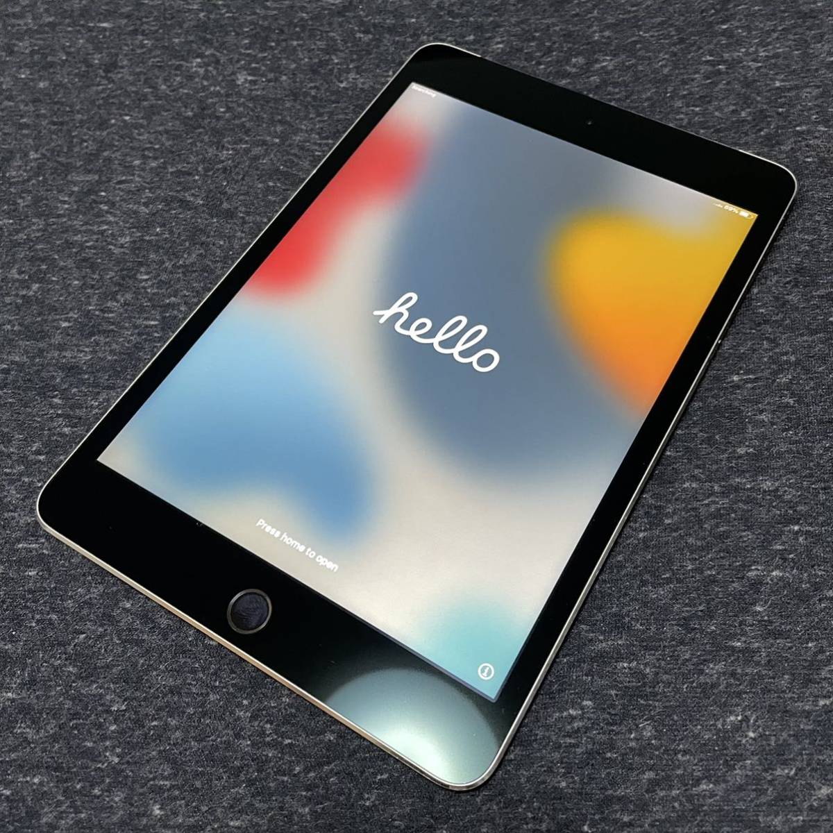 Softbank iPad mini4 128GB SIMロック解除済 ネットワーク制限○ やや