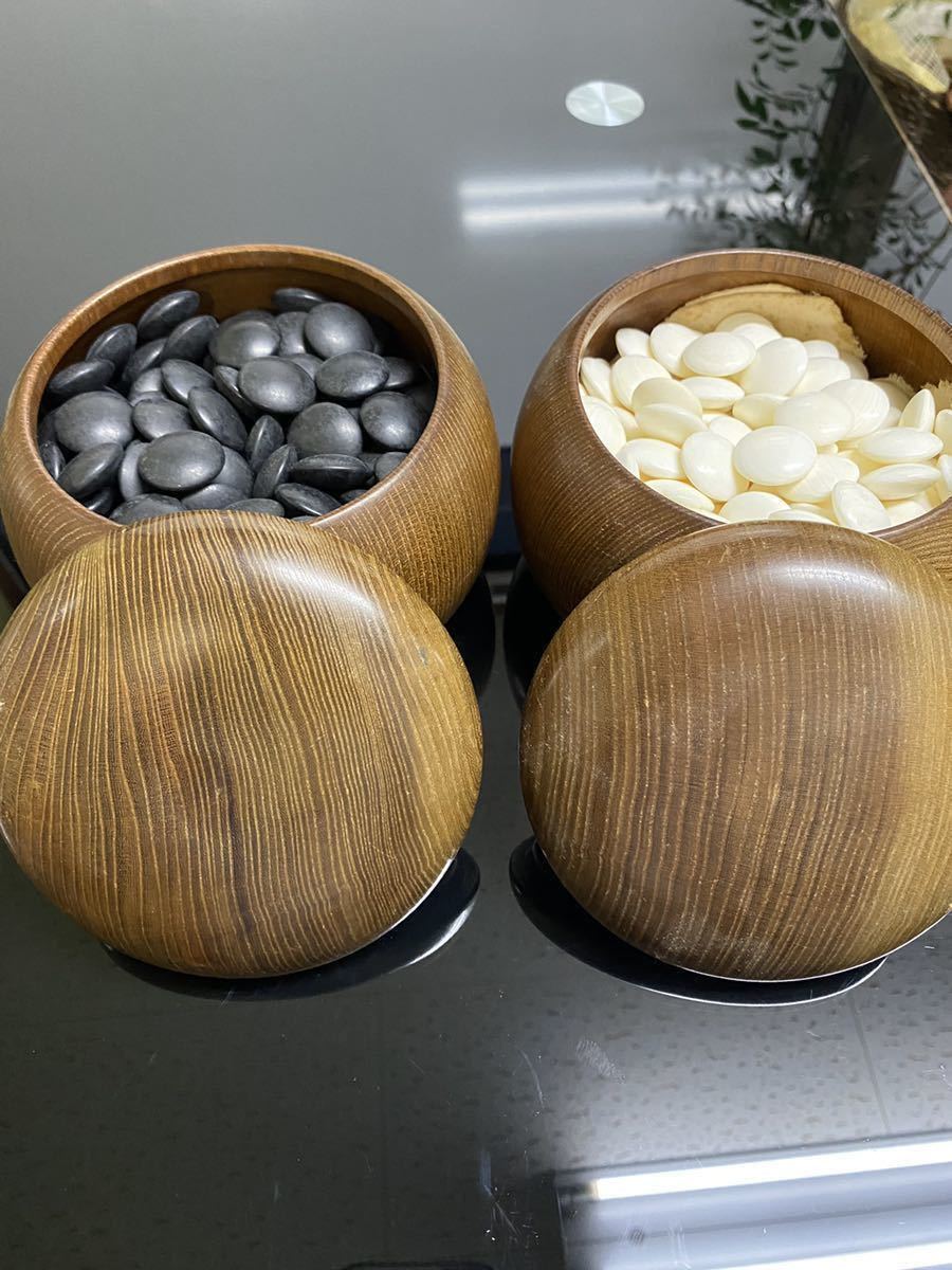 碁石34号蛤碁石，那智黒と碁笥（白 182個、黒 ☆囲碁 碁石