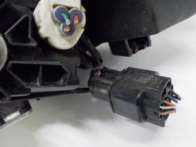★コーティング加工済★　ミツビシ　CV系　CV5W　デリカD5　ヘッドライト　左右セット　HID　100-87918　230120059 CV5W デリカＤ：５ 三菱 シャモニー ミツビシ CV1W