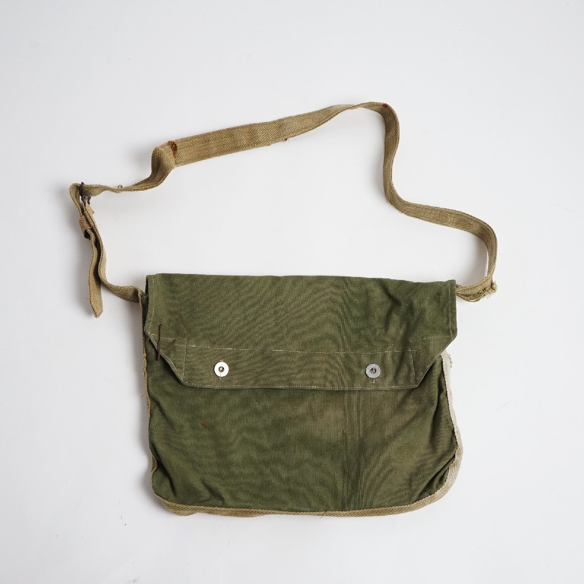 フランス軍 ブレッドバッグ ヴィンテージ ショルダーバッグ 針シンチバック アルミボタン[B66]