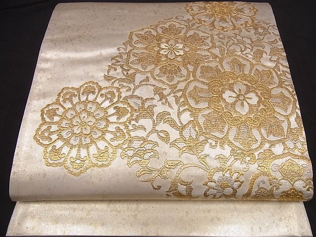 着物屋こころ□雲娥導 太鼓柄袋帯 区限刺繍 絽刺し 正倉院花文 金糸