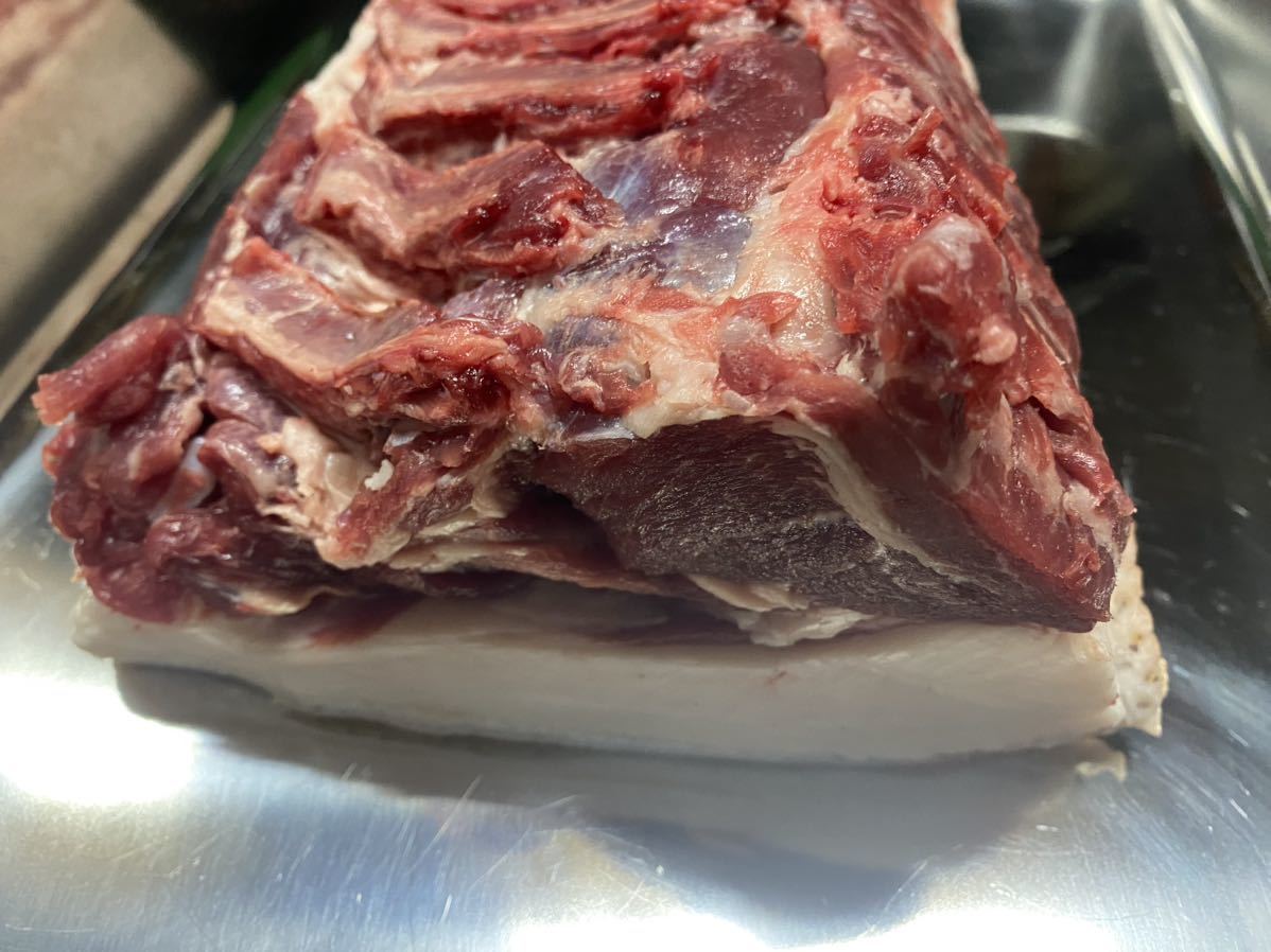 獲れたて! 猪肉 リブロース 1.5kg 冷凍品 クール便 福岡県産 1万円以上送料無料!(北海道・沖縄・離島除く)