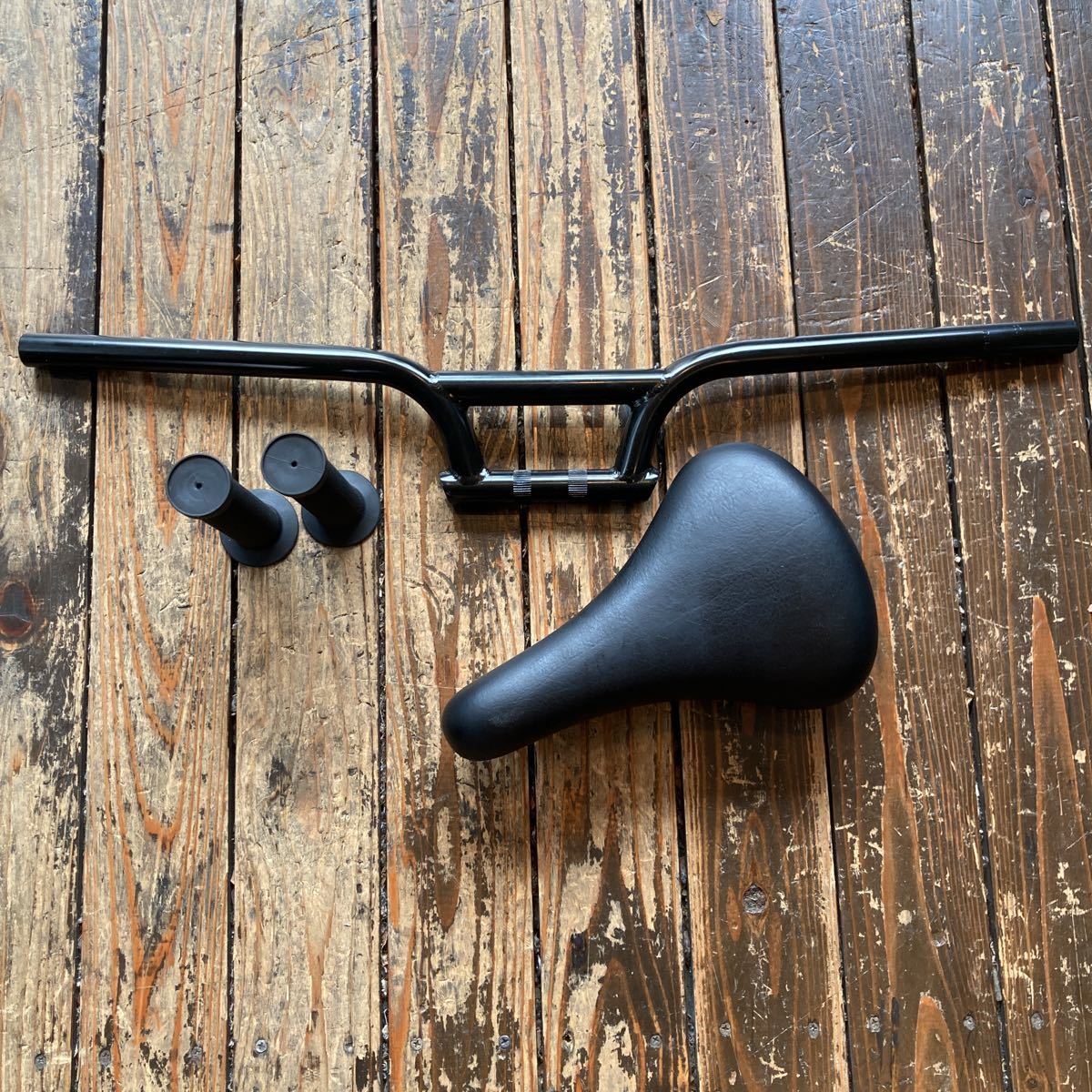 【新品・未使用】ファットバイクブロンクス_純正ハンドルバー&グリップ&サドルの3点セット