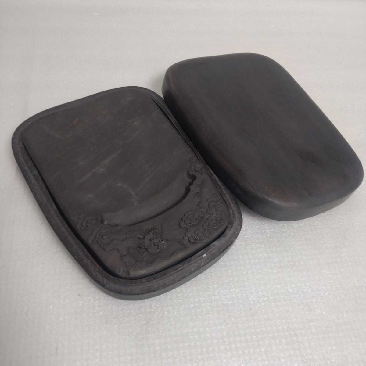 端渓硯 古硯 端渓水岩 雲龍硯 硯板 硯 20×13.9×2.4cm 紫檀木箱 経年