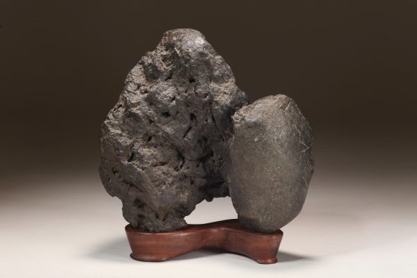 雨竹亭] 【揖斐川石(台座付)】添景 添配 水石 盆栽 盆景 盆石 鑑賞石