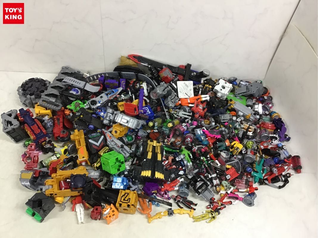 1円〜 同梱不可 ジャンク 仮面ライダーディケイド、アマゾン、ビルド、ジュウオウジャー他 フルボトル、ソフビ等