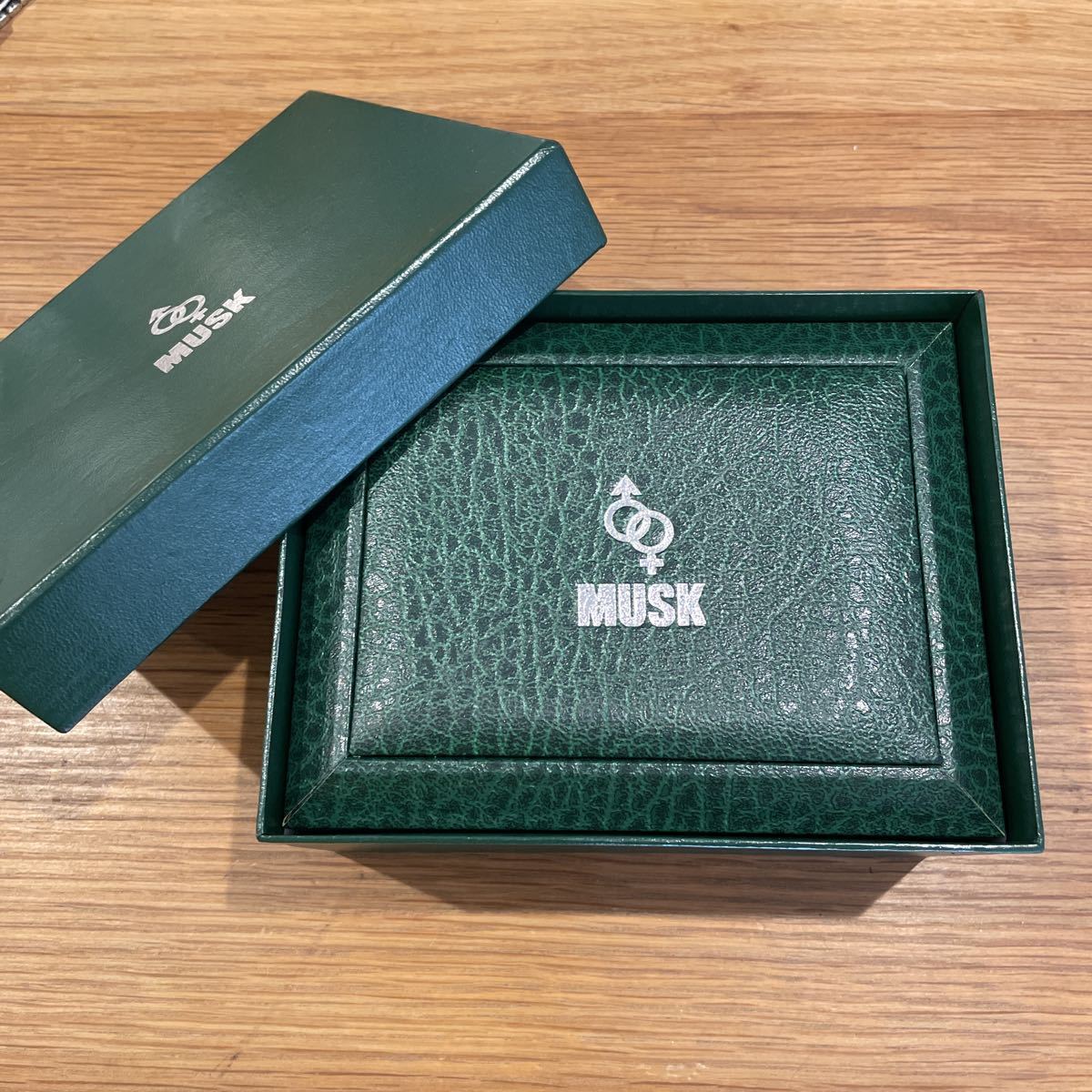 美品 MUSK ムスク 腕時計 MM2091-04 クロノグラフ メンズ 男性用 紳士 