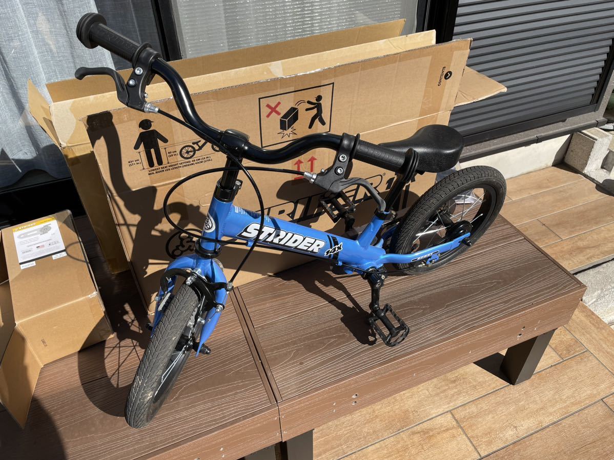STRIDER 14x ブルー ペダル付き 引取り限定】STRIDER ストライダー 14x
