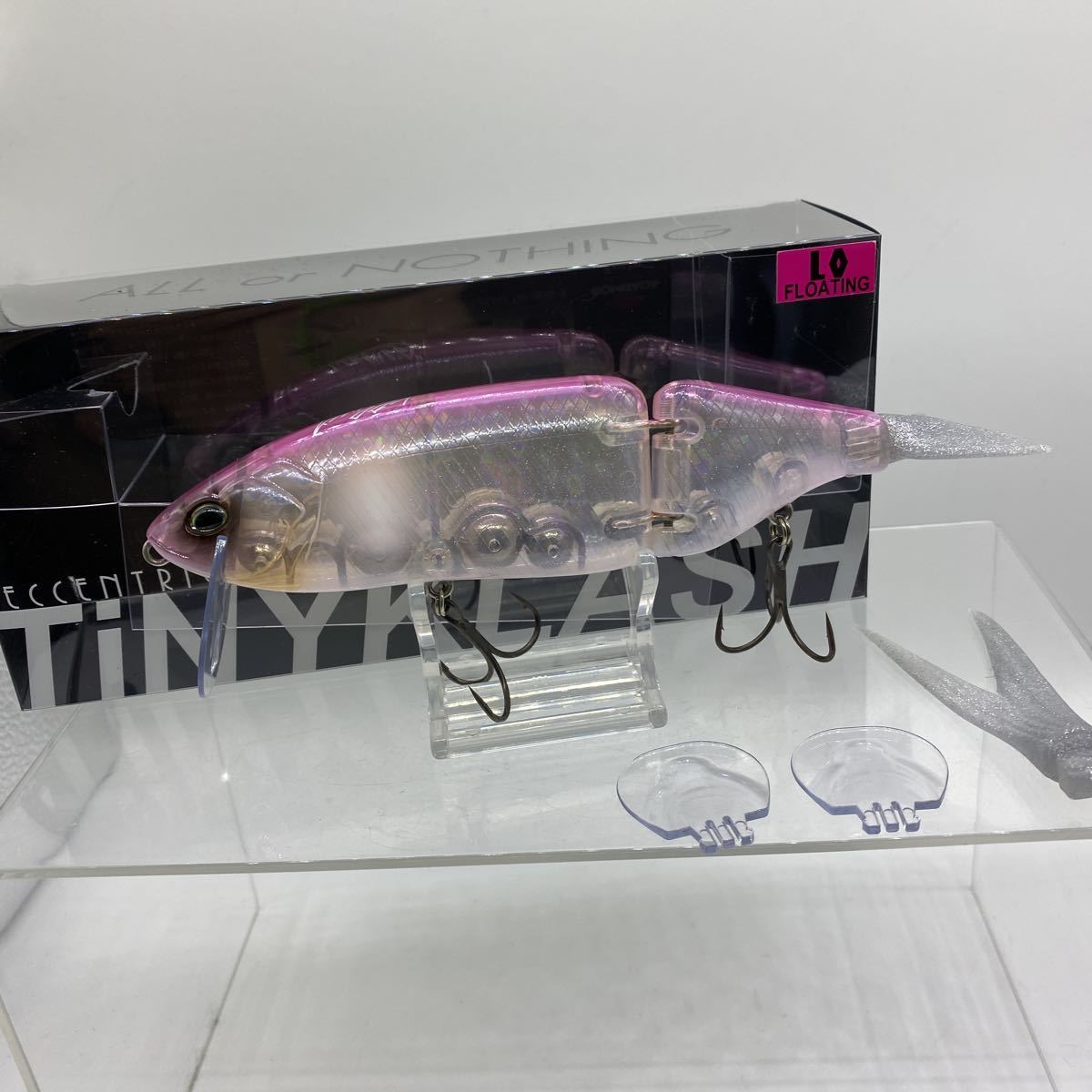 DRT・タイニークラッシュLOW#長谷川ピンクVer2・中古美品！おまけ付