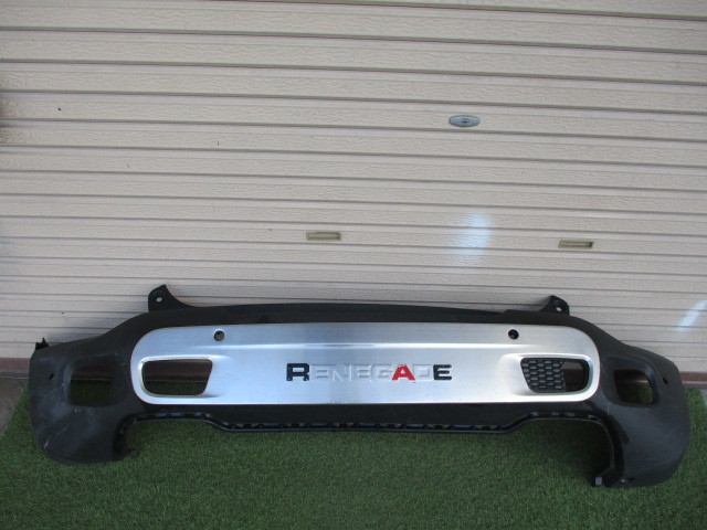N12447 ジープ レネゲード B8/ BU14 純正 リアバンパー 735585023 素地 2302