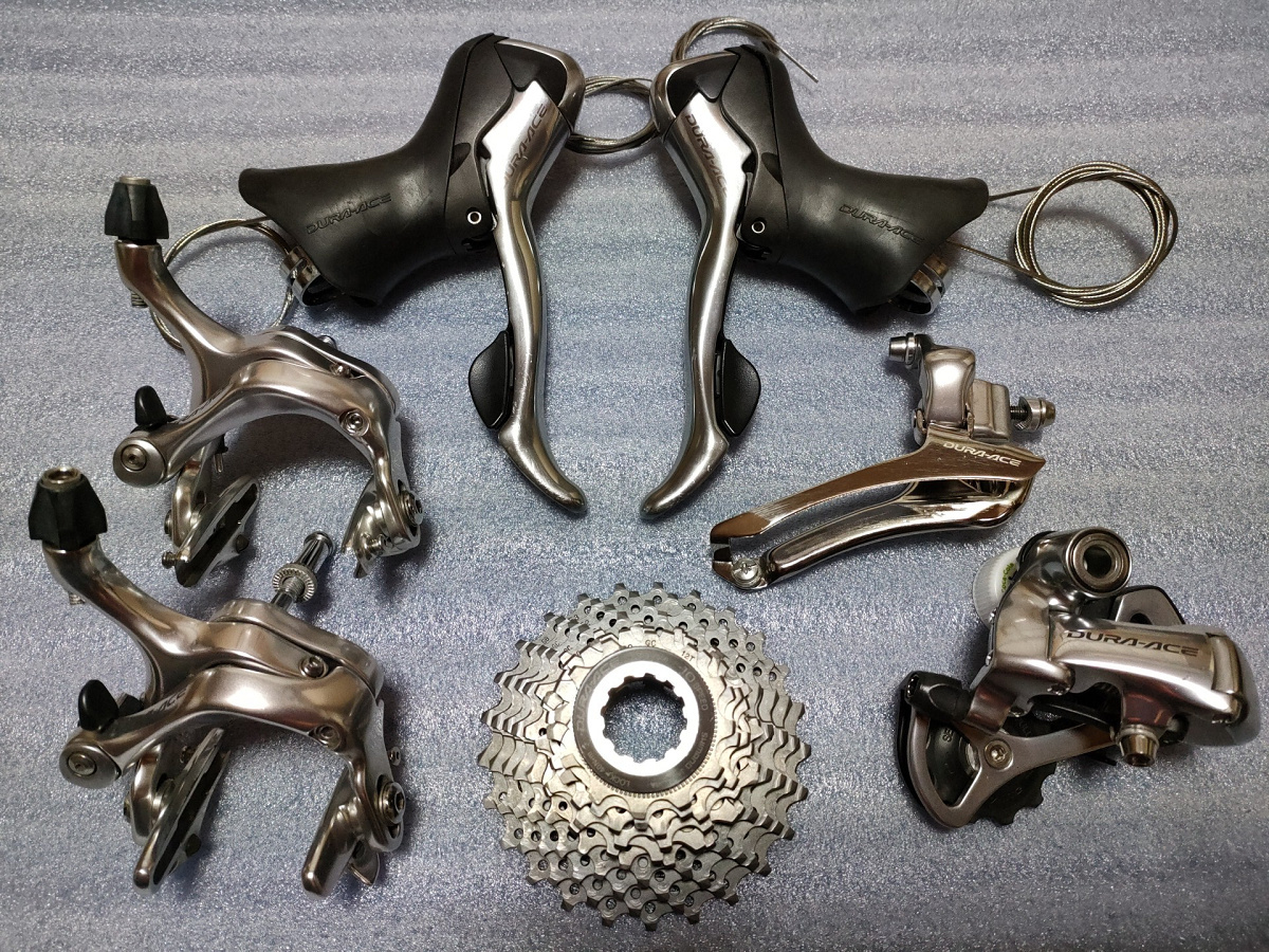 SHIMANO 105 油圧ディスクブレーキ グループセット 11速