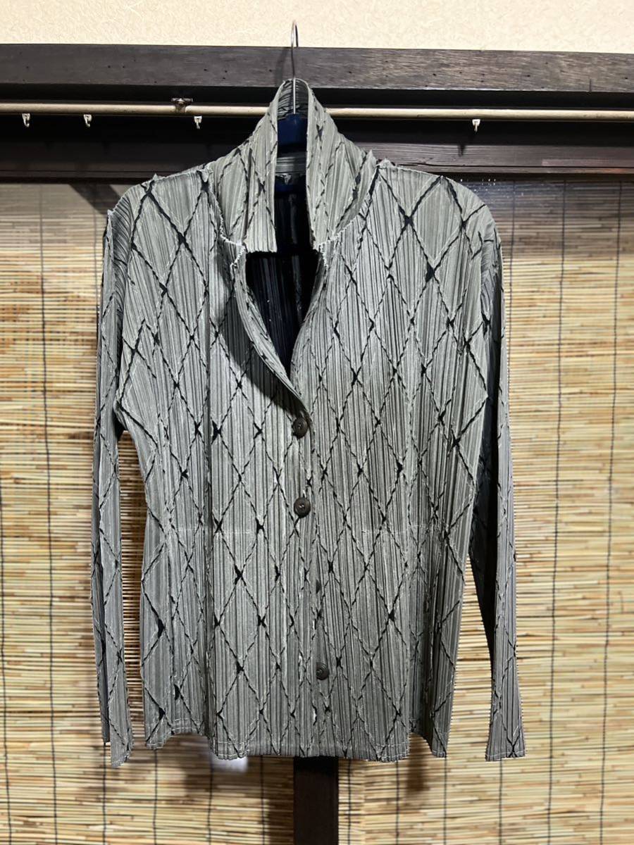 希有 PLEATS PLEASE プリーツプリーズ イッセイミヤケ 幾何学模様 