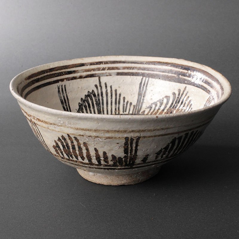深和】15世紀◇宋胡録鉄絵法輪文鉢 | 文化遺産オンライン 2026