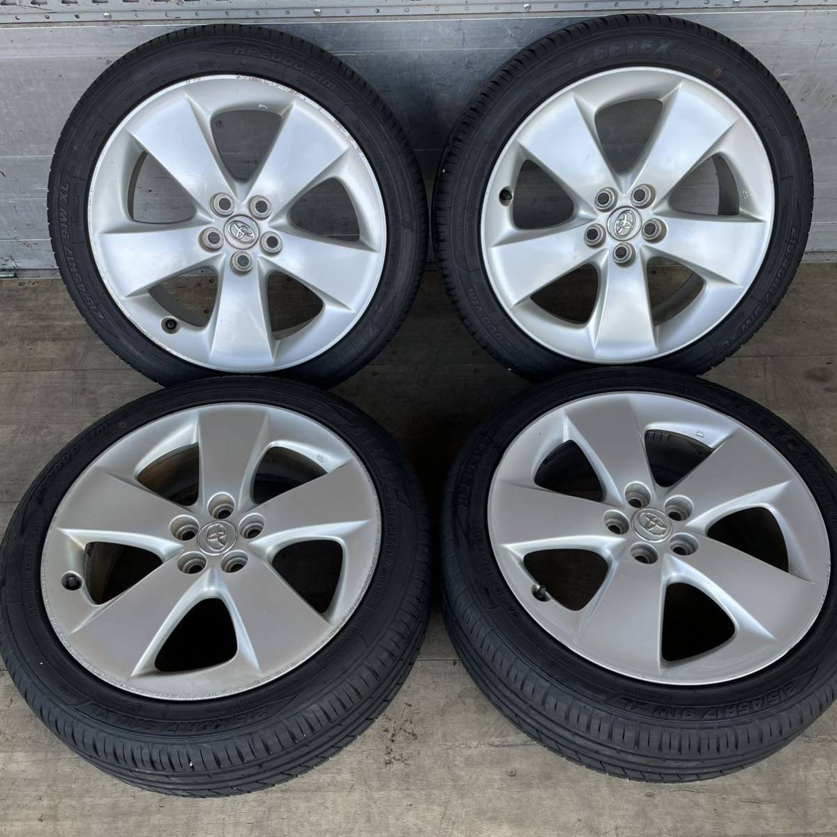 トヨタ 30系 プリウスに使用 純正ホイール 17インチ 7J +50 PCD100 5H