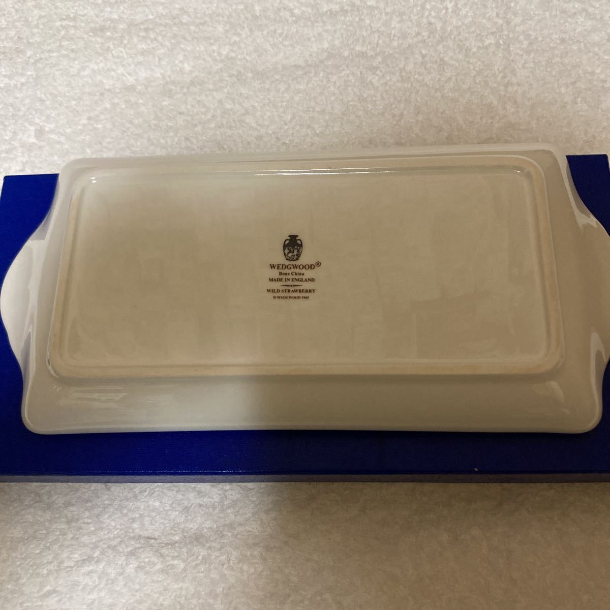 未使用 WEDGWOOD ウエッジウッド 黒壺 ワイルドストロベリー 