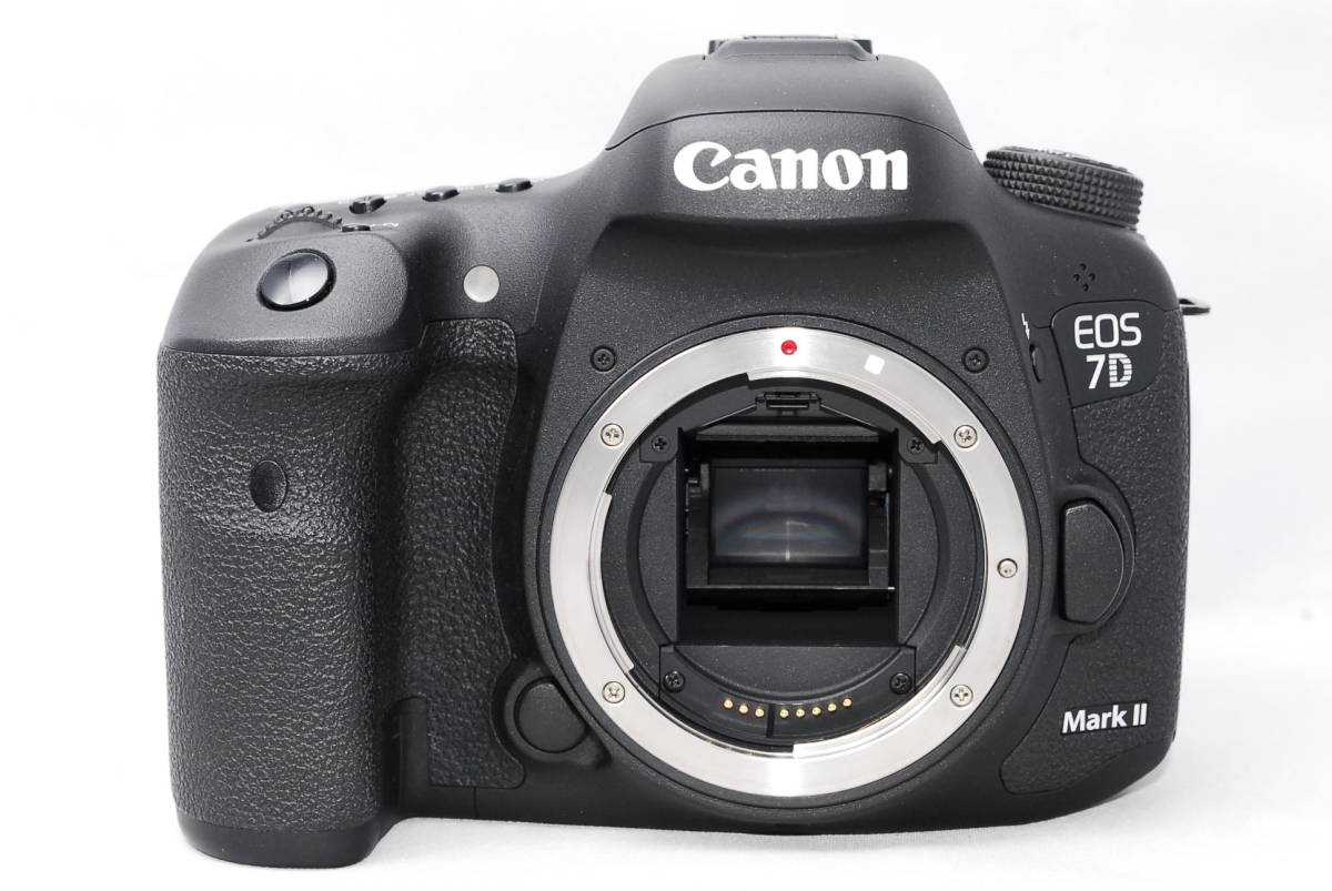 ◇極上美品◇ キヤノン CANON EOS 7D Mark II ボディ デジタル一眼 