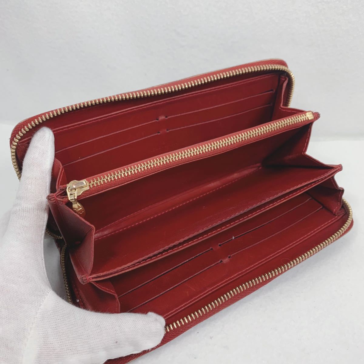 1円スタート ルイヴィトン LOUIS VUITTON ヴェルニ ジッピーウォレット 