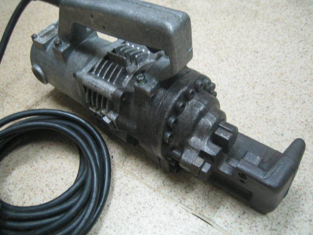 中古・マキタSC190鉄筋カッター 100V 19mm・オグラ・油圧  