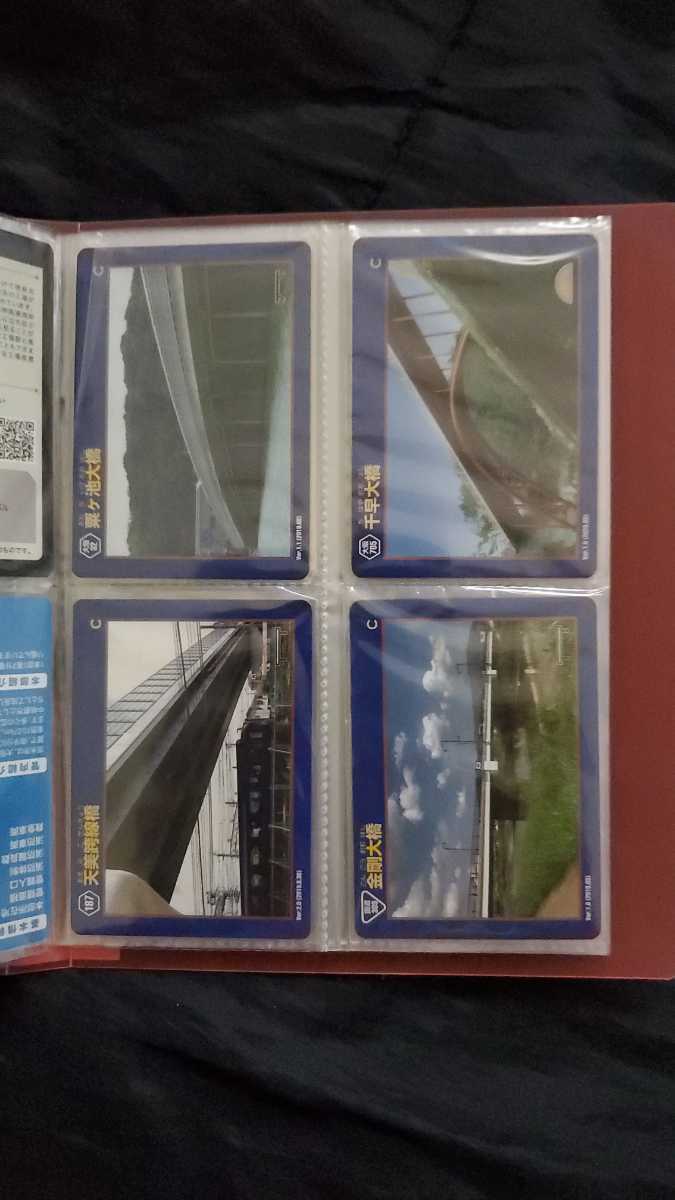 本物保証，送料無料 マンホールカード大阪府第1弾～18弾迄56枚コンプリート、夜景5枚、歴まち、古墳各1枚、消防、ゆるキャラ各2枚、橋カード4枚の大阪セット！