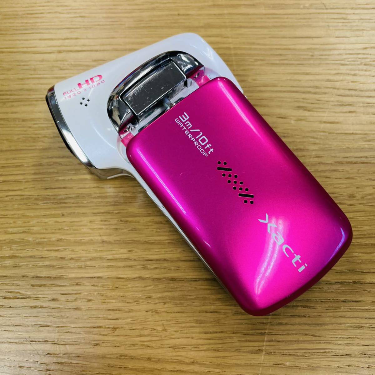 SANYO Xacti DMX-CA100 ピンク デジタルムービーカメラ Amazon | SANYO