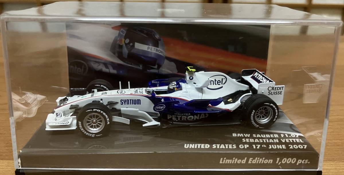 ミニチャンプス 1/43 ユーロスポーツ別注 限定 BMWザウバー F1.07 セバスチャン・ベッテル デビュー戦 2007 アメリカGP ダンケセブ