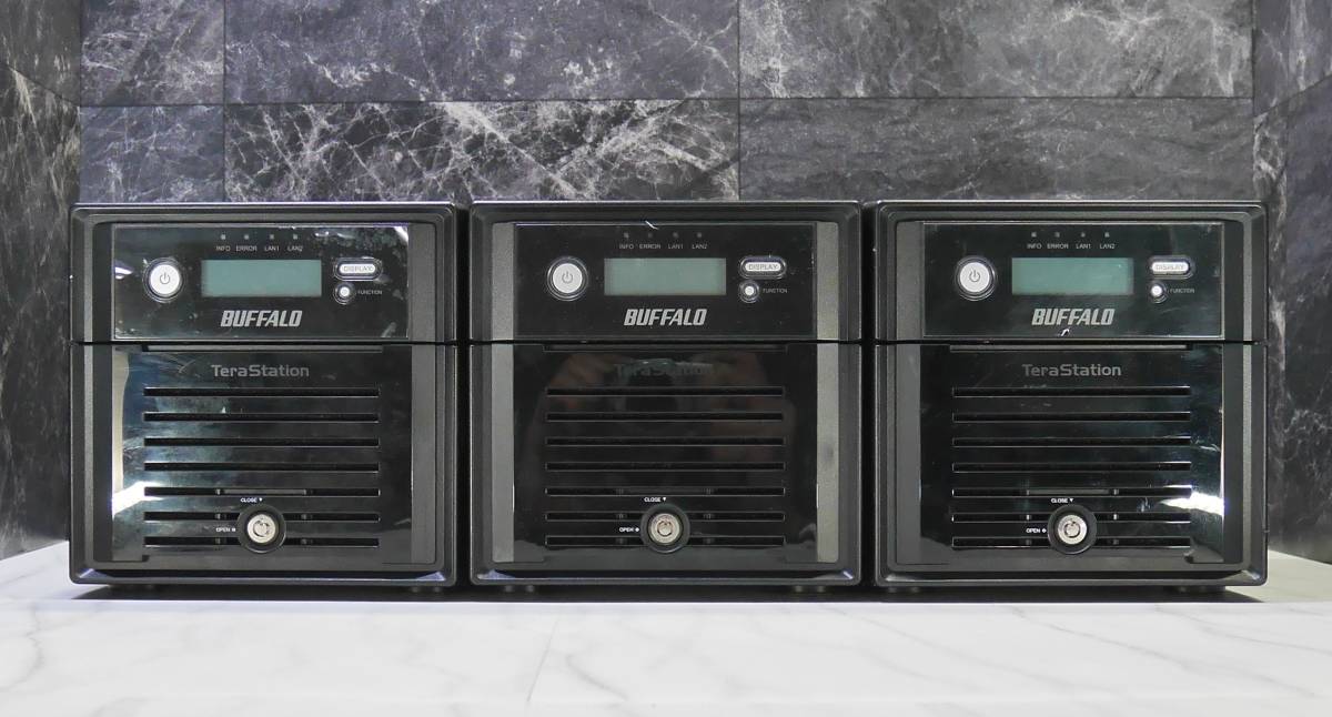 大人気，格安 BUFFALO TeraStation 3台セット WS5200DN2 &times;1/ TS5200DN &times;2/HDDなし(NAS)｜売買されたオークション情報、yahooの商品情報をアーカイブ公開 - オークファン NAS