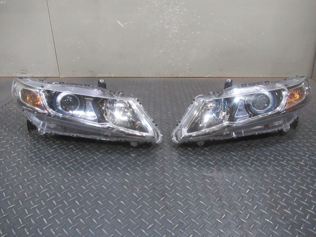 36377 RB3 オデッセイ 前期 純正HID ヘッドライト 左右セット 飛び石傷