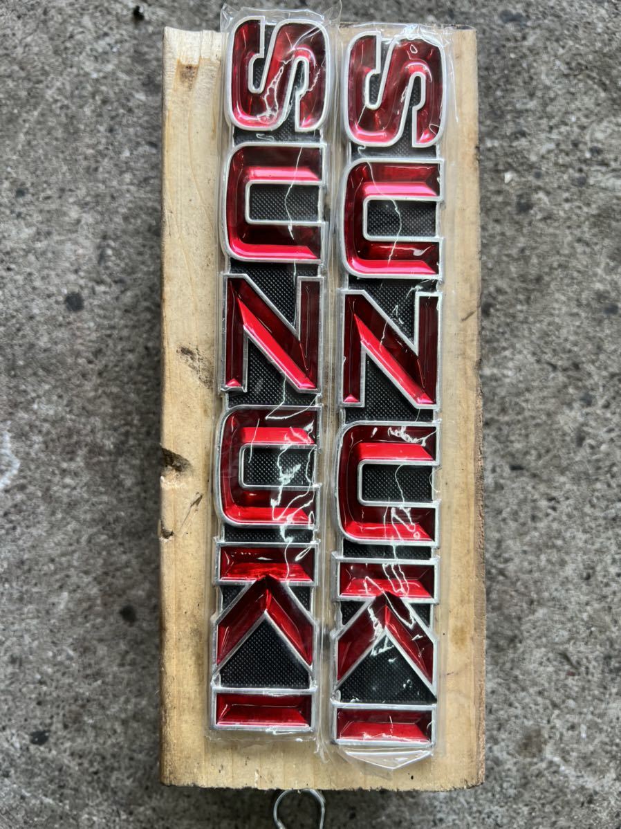 【セール，安い】 gs400 gs425 gt380 GSX400F GSX400E ザリゴキ SUZUKI エンブレム 凹み(ステッカー、デカール)｜売買されたオークション情報、yahooの商品情報をアーカイブ公開 - オークファン ステッカー、デカール