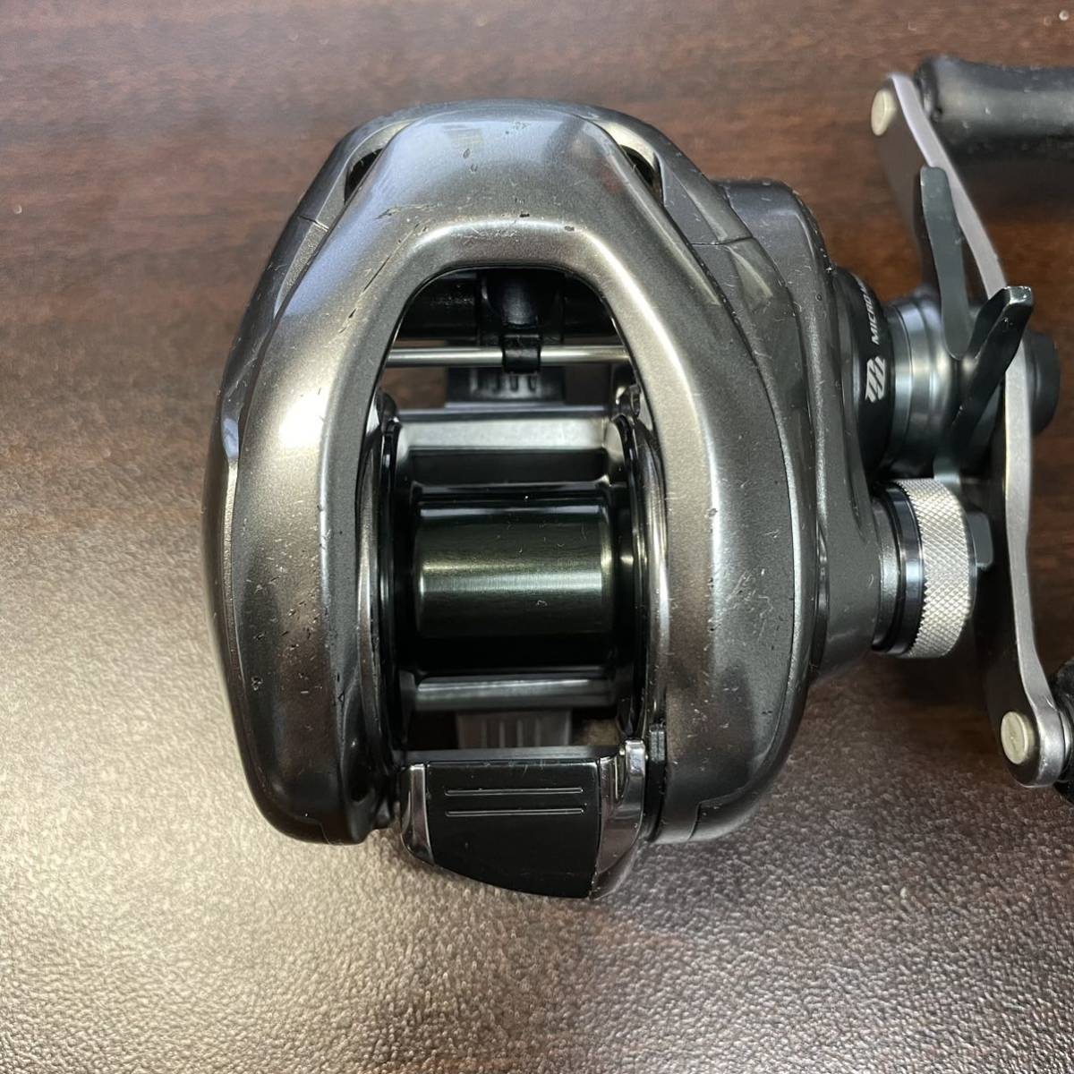 シマノ 15メタニウムDC HG 後期 右 シマノ(SHIMANO) 【公式通販】