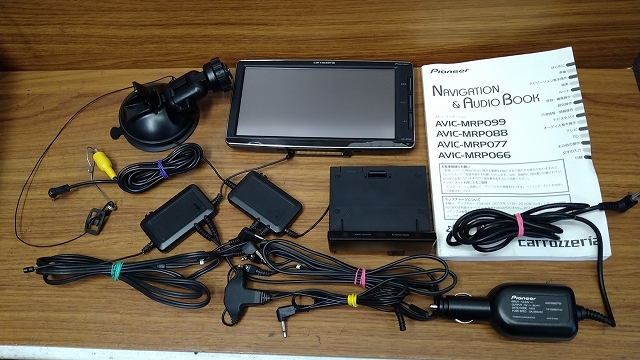 お得，高品質 ポータブルナビ AVIC-MRP099 carrozzeria 地デジ受信 取扱説明書付き(メモリーナビ)｜売買されたオークション情報、yahooの商品情報をアーカイブ公開 - オークファン メモリーナビ