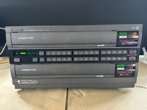 22083131 PIONEER LD-V18T カラオケ レーザーディスクプレーヤー 通電