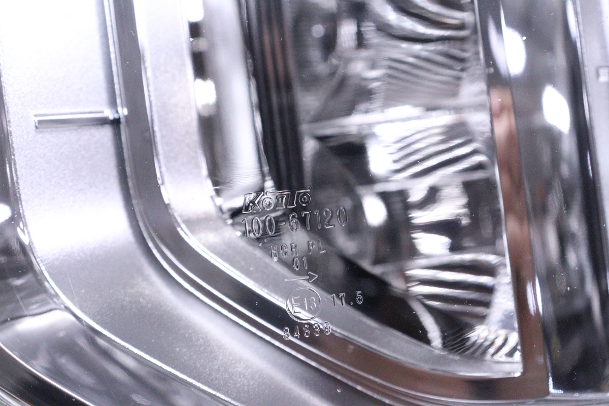 CV1W デリカ:D5 左ヘッドライト 33-271☆後期 LED CVIW デリカD5☆左ヘッドライト KOITO 100-67120