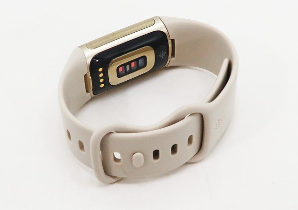 ◇【Fitbit フィットビット】Charge 5 FB421 スマートウォッチ ルナ 