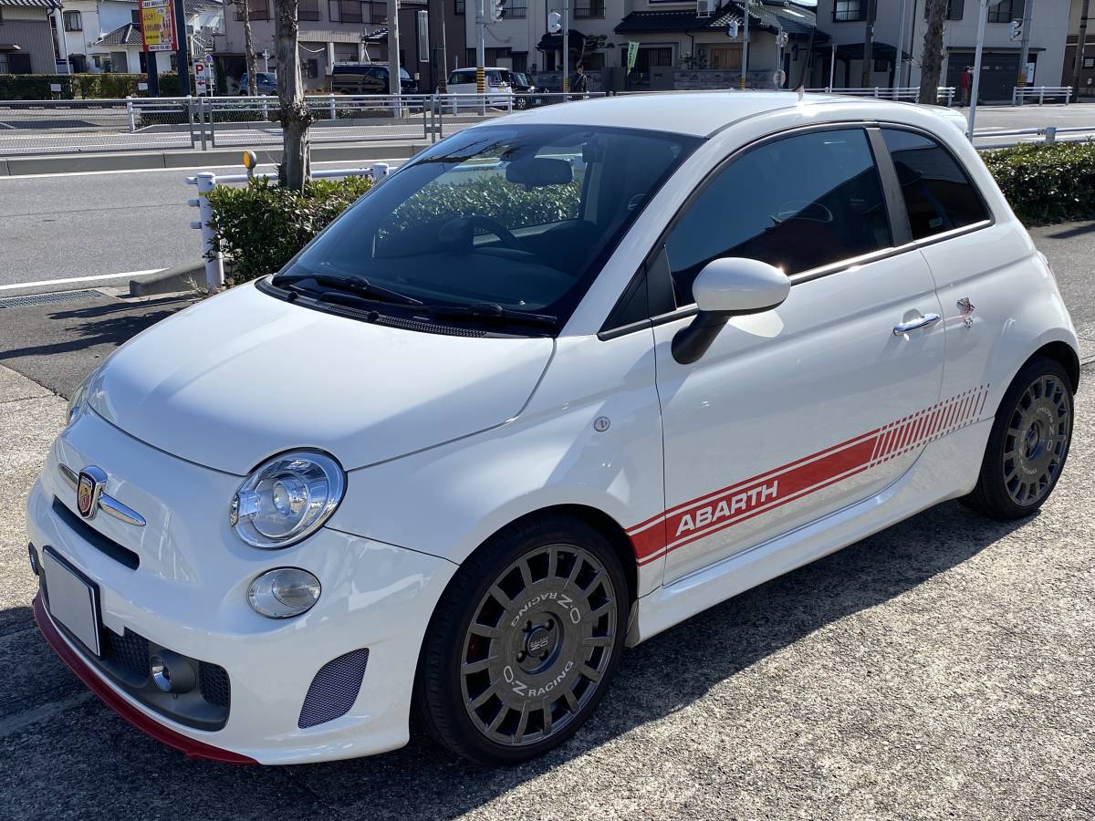 極上車　平成26年　アバルト595ツーリズモ　O.Zホイール　ストラーダナビ　Bカメラ　ドラレコ　売り切り出品