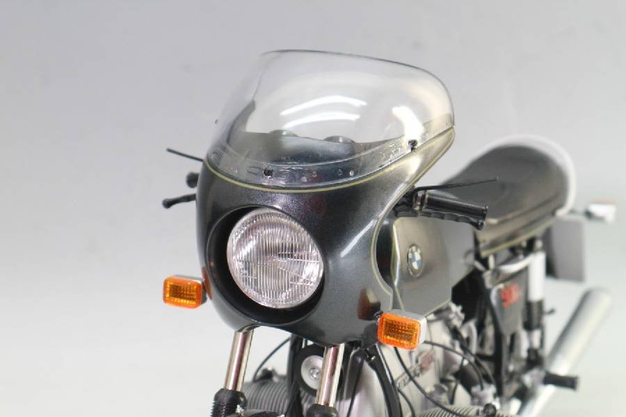 1/6 BMW R90S 完成品 プラモデル バイク オートバイ ビーエム 551f12の