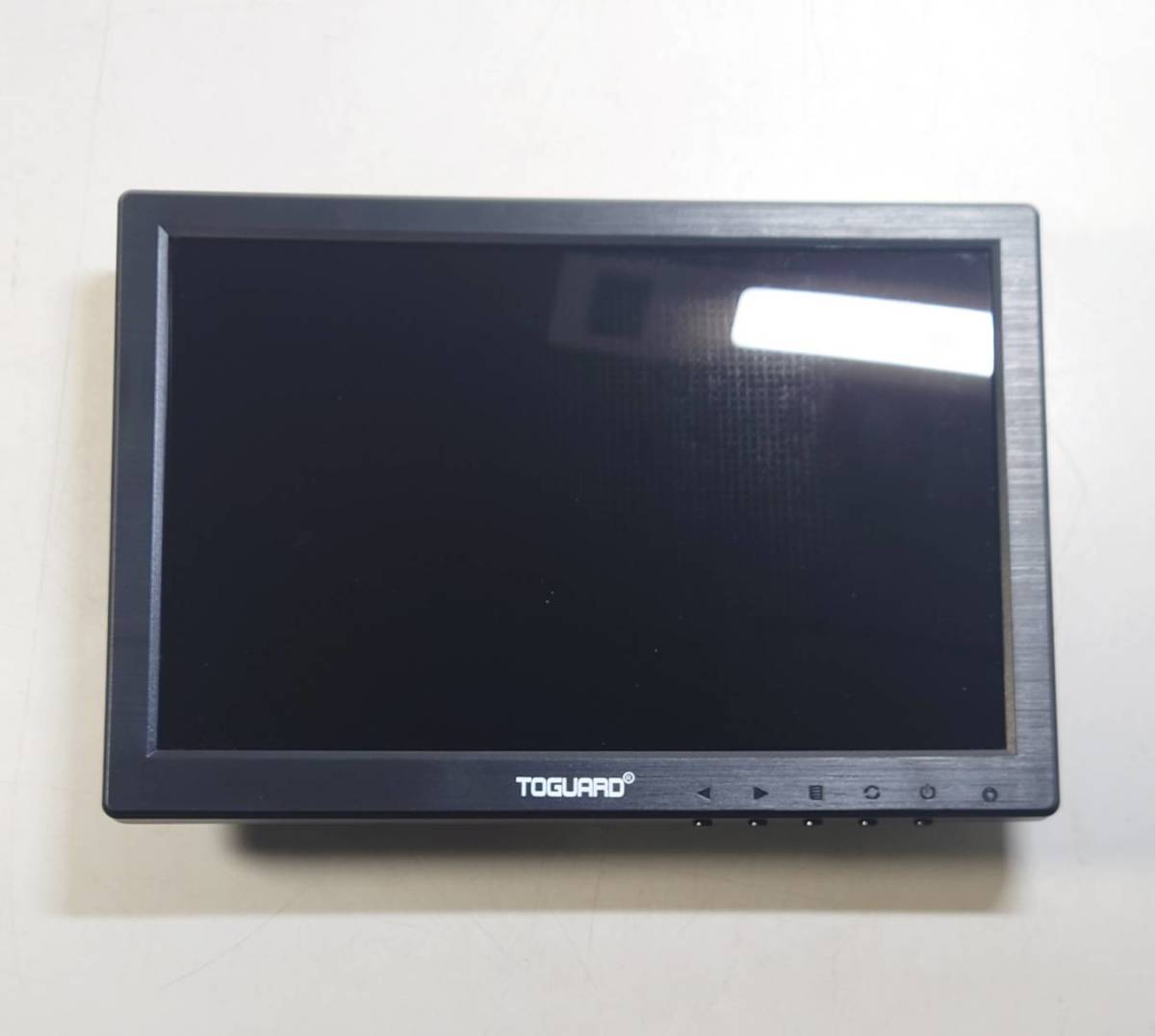 KN3433 【中古/通電確認のみOK】TOGUARD 液晶モニター Model:1016 本体