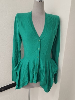 アレキサンダーマックイーン　美シルエットカーディガン　サイズS　【８７３３－２－４】