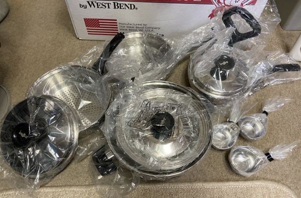 新品】West Bend Kitchen Craft 両手鍋 新品】West Bend Kitchen Craft