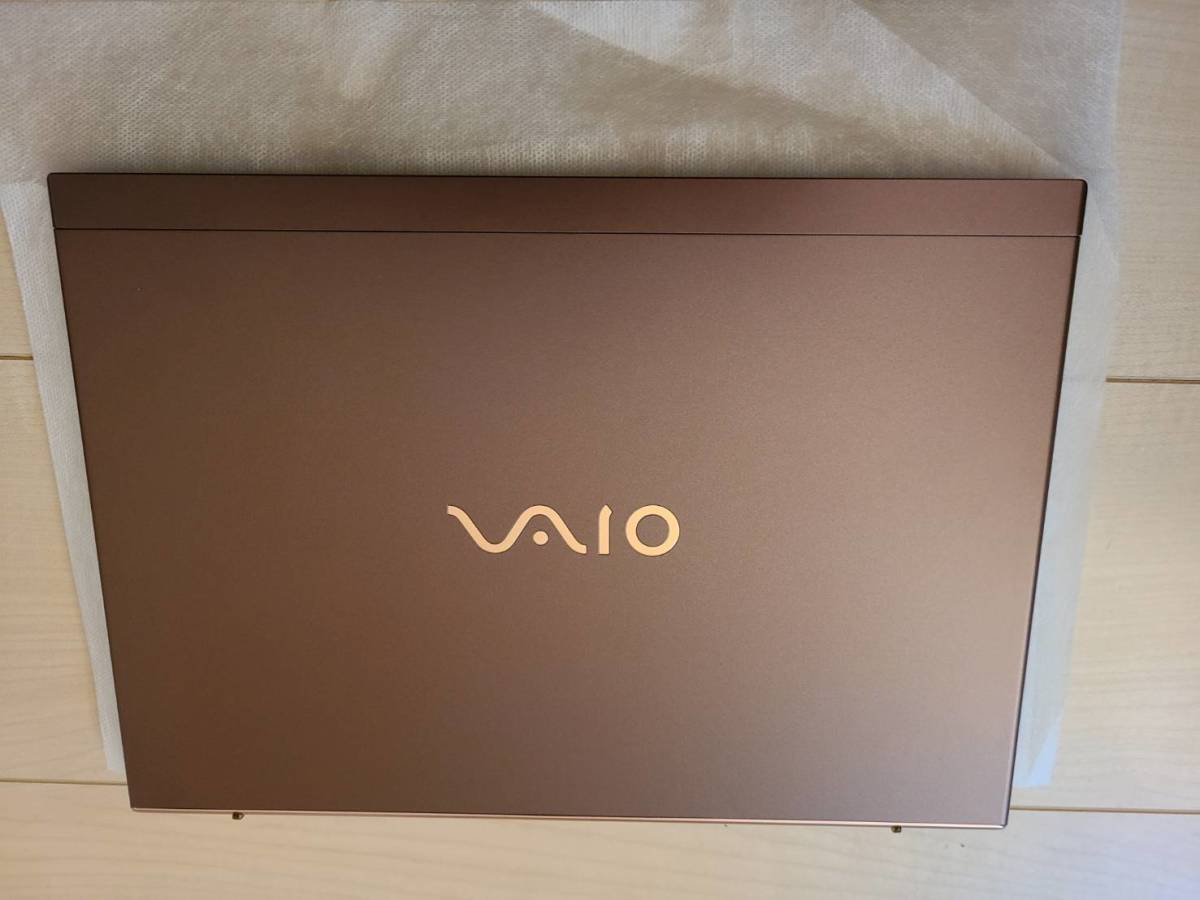 超美品 VAIO SX12 2022年7月発売モデル 型番:VJS1258 CPU:Core i3/SSD:256GB/Memory:8GB/Windows 11 Home 