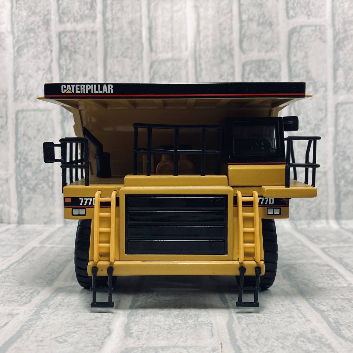 NORSCOT ノースコット 1/50 1996年型 CAT キャタピラー 777D OFF 100t 