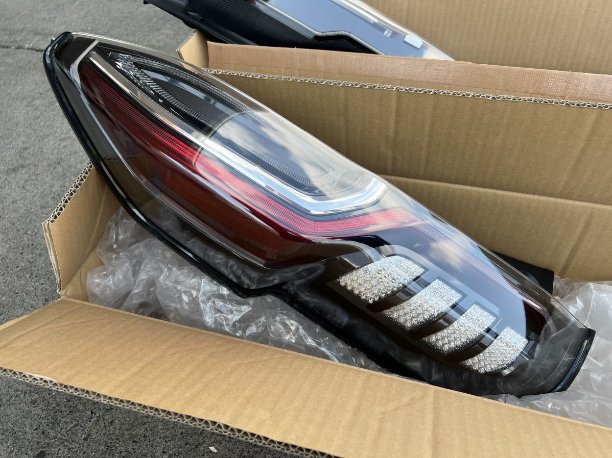 JF3 ホンダ N-BOX シーケンシャルウインカー テールランプ 左右セット  