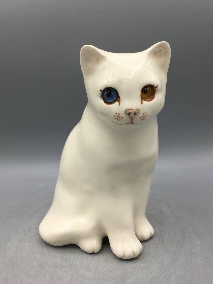 新品 目が合う ケンジントンキャット サイズ2 白 オッドアイ 猫 置物